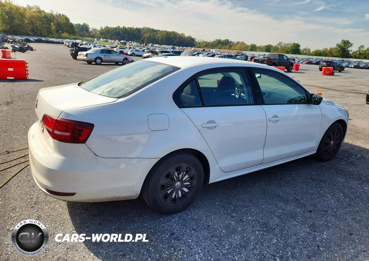 2016 Volkswagen Jetta S VIN:3VW267AJ4GM289041 - 3
