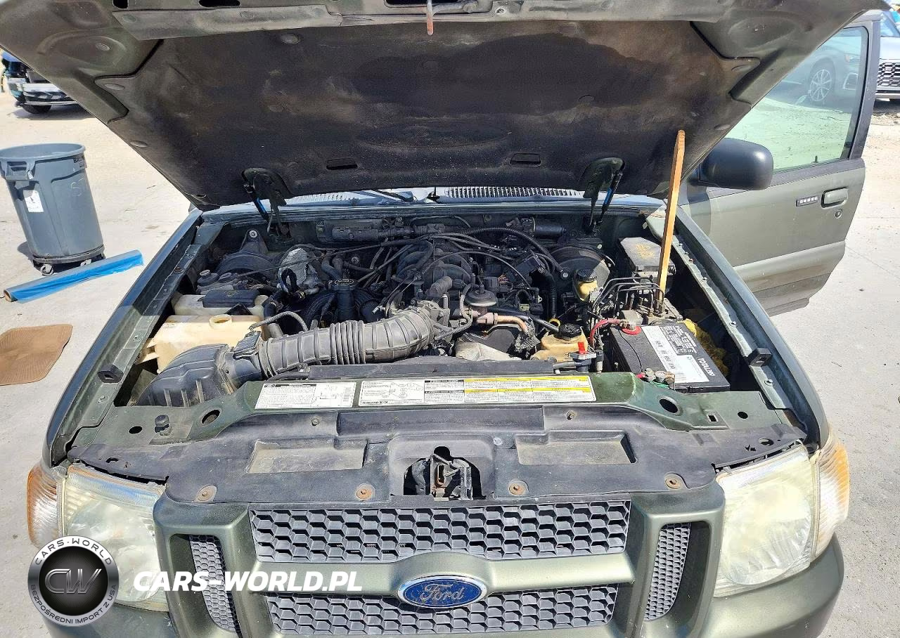 2001 Ford Explorer Sport Trac VIN:1FMZU67EX1UC69113 - 11