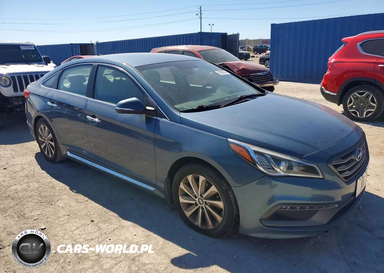 2015 Hyundai Sonata Sport VIN:5NPE34AF4FH146534 - 4