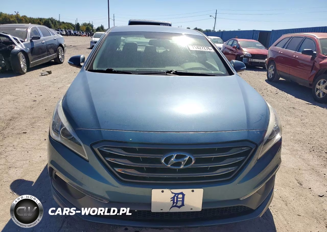 2015 Hyundai Sonata Sport VIN:5NPE34AF4FH146534 - 5
