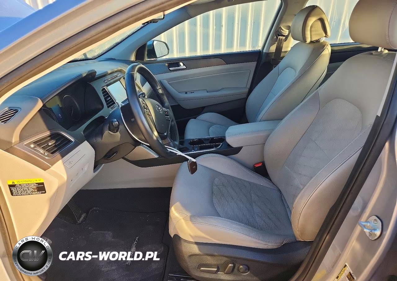 2016 Hyundai Sonata Sport VIN:5NPE34AF4GH375913 - 7
