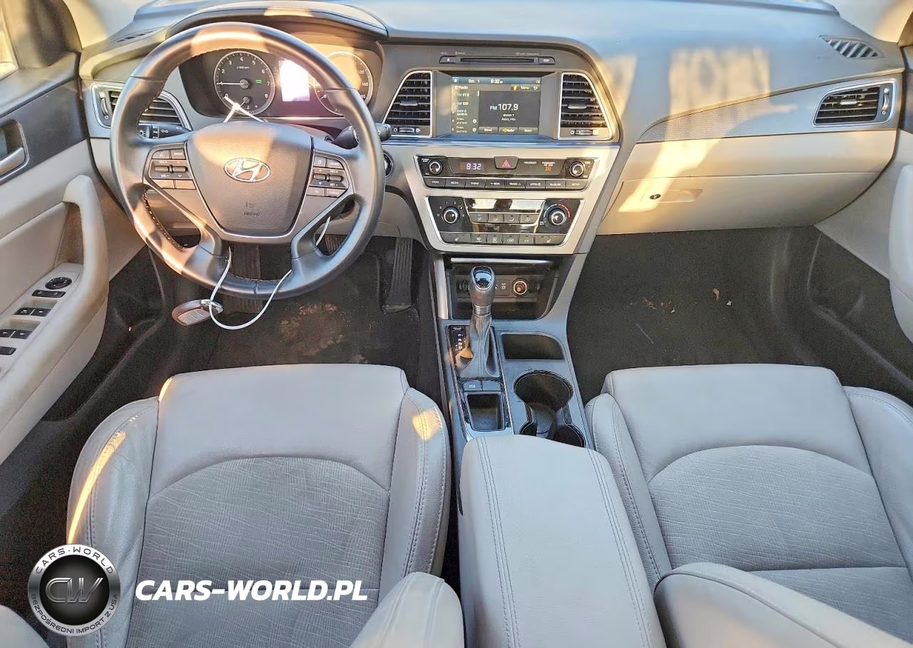 2016 Hyundai Sonata Sport VIN:5NPE34AF4GH375913 - 8