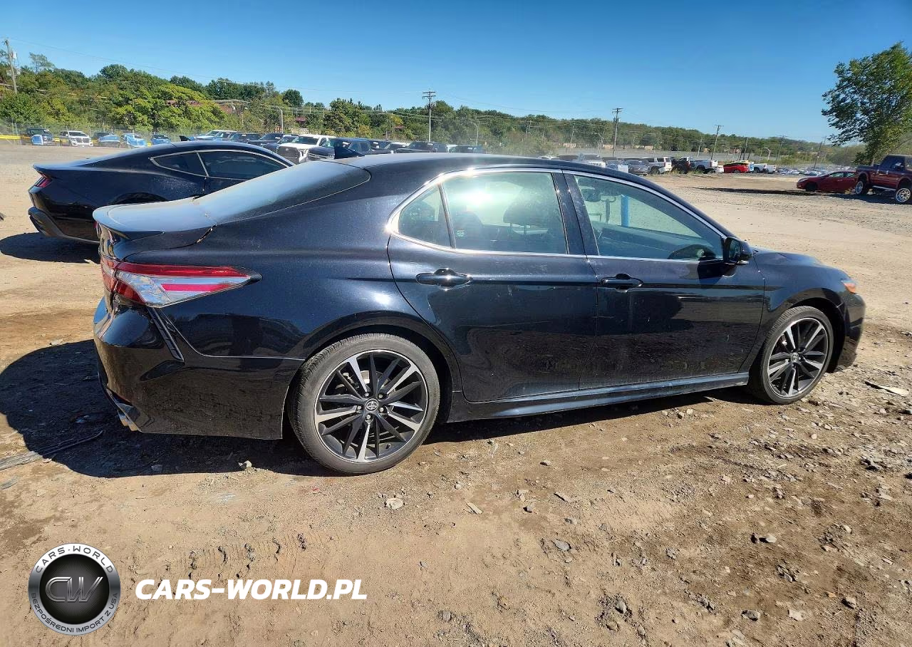 2019 Toyota Camry Xse VIN:4T1B61HK6KU835966 - 3
