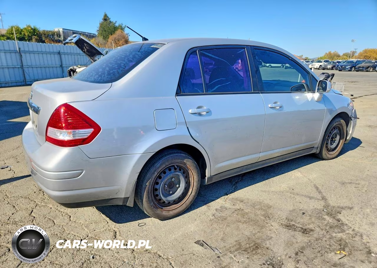2011 Nissan Versa 1.8 S VIN:3N1BC1AP7BL470374 - 3