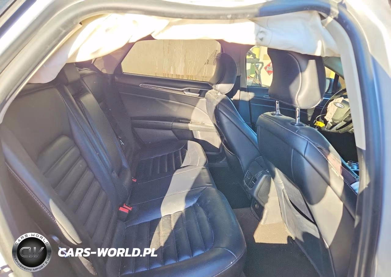 2019 Ford Fusion Sel VIN:3FA6P0CD6KR260979 - 10