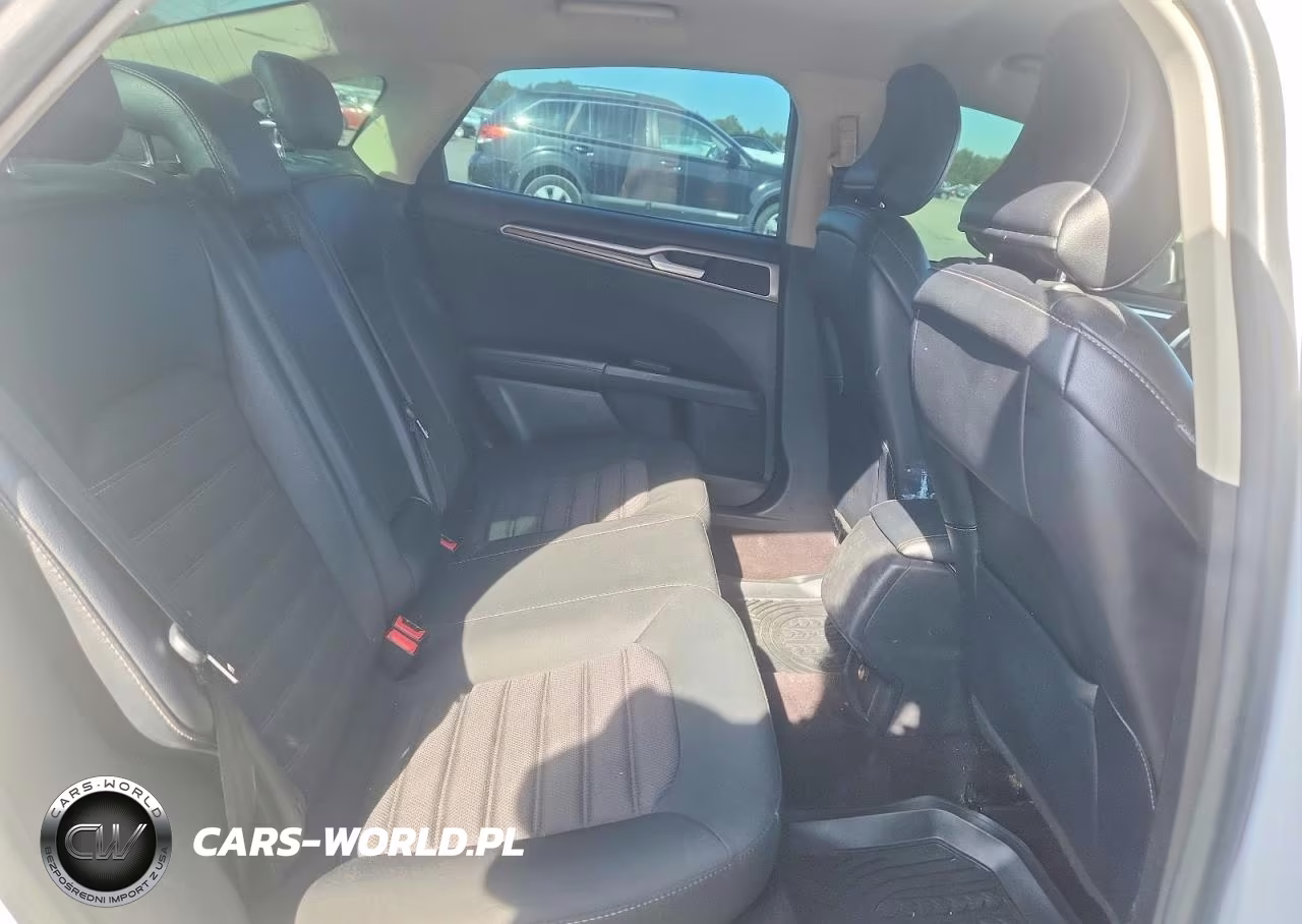 2017 Ford Fusion Se VIN:3FA6P0T97HR358715 - 10