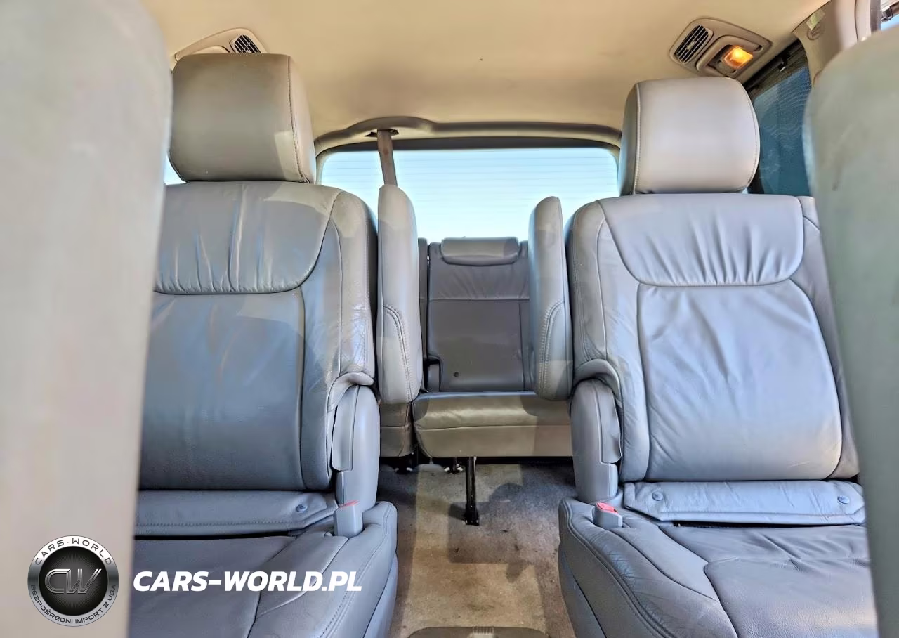 2010 Toyota Sienna Xle VIN:5TDYK4CC4AS302724 - 10