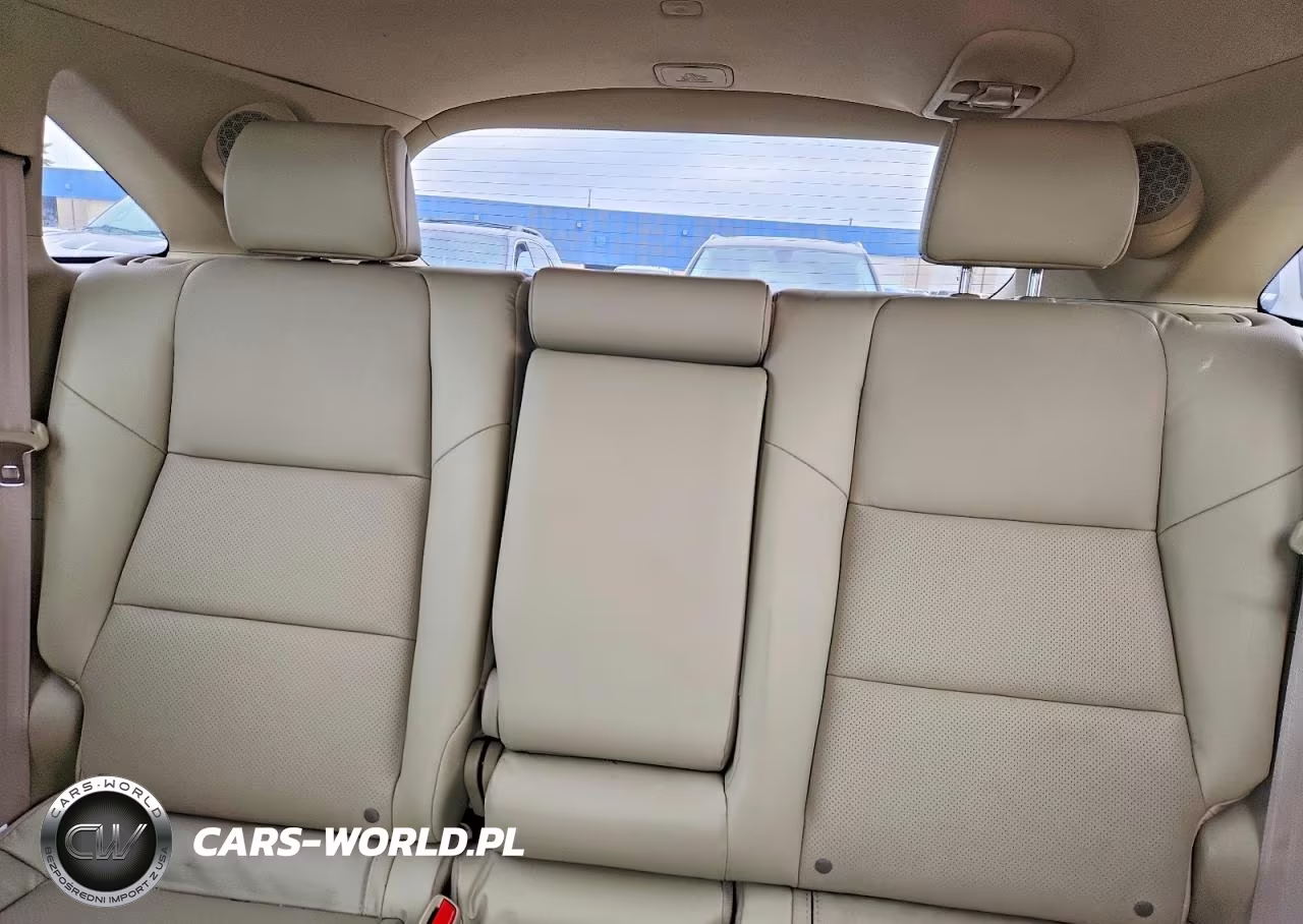 2018 Acura Rdx Technology VIN:5J8TB4H57JL023713 - 10