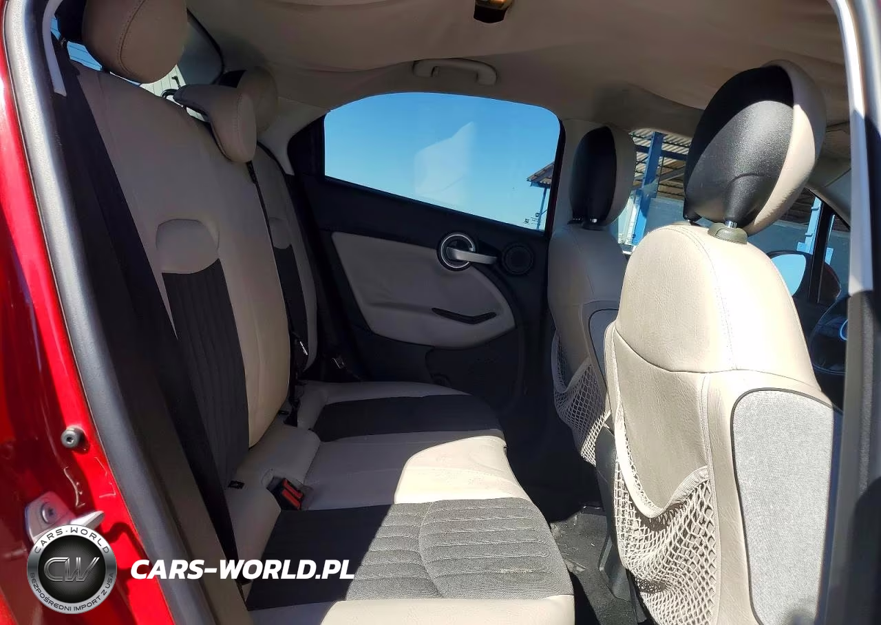 2016 Fiat 500X Lounge VIN:ZFBCFXDT5GP348258 - 11