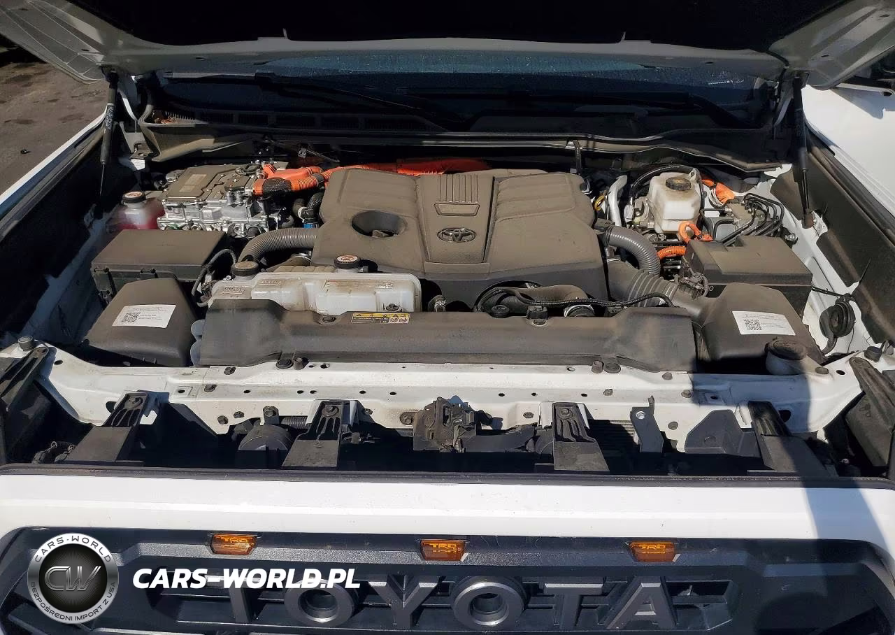 2023 Toyota Tundra Trd Pro Hv VIN:5TFPC5DB5PX028652 - 11