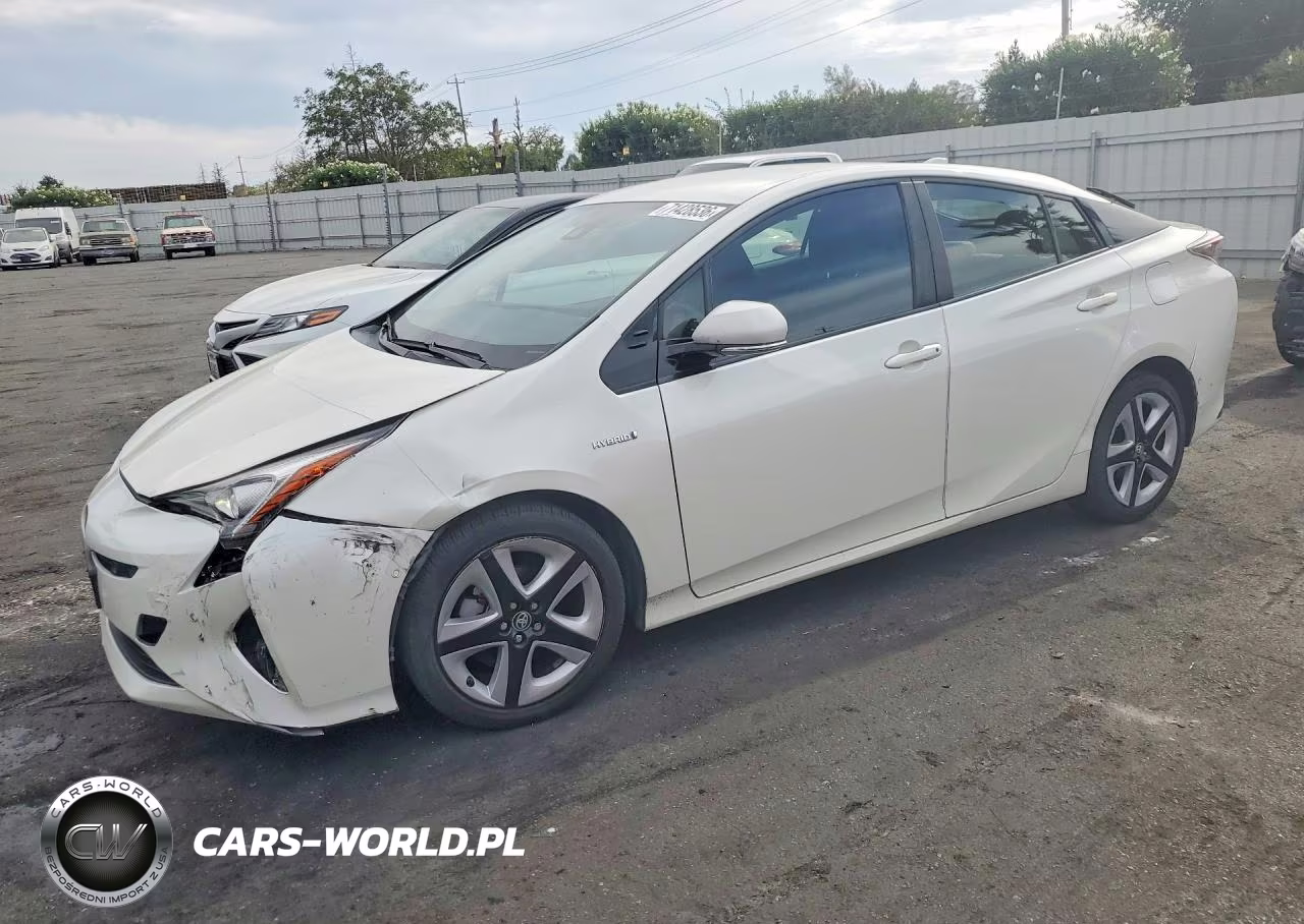 2017 Toyota Prius Four Touring
