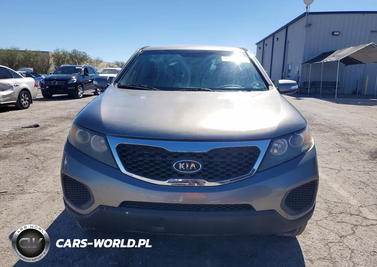2011 Kia Sorento Lx VIN:5XYKT3A15BG171803 - 5