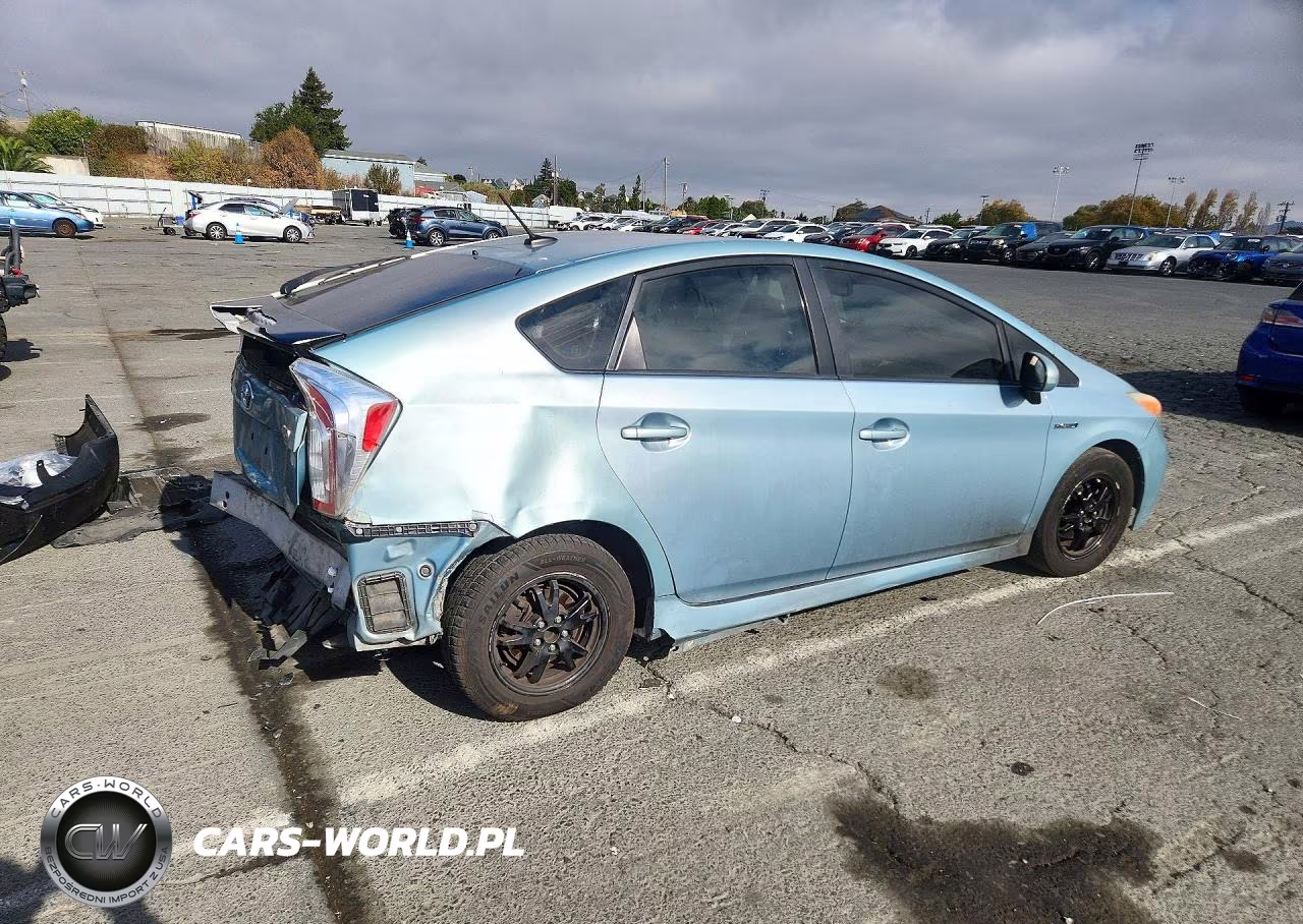 2014 Toyota Prius Four VIN:JTDKN3DU7E1823258 - 3