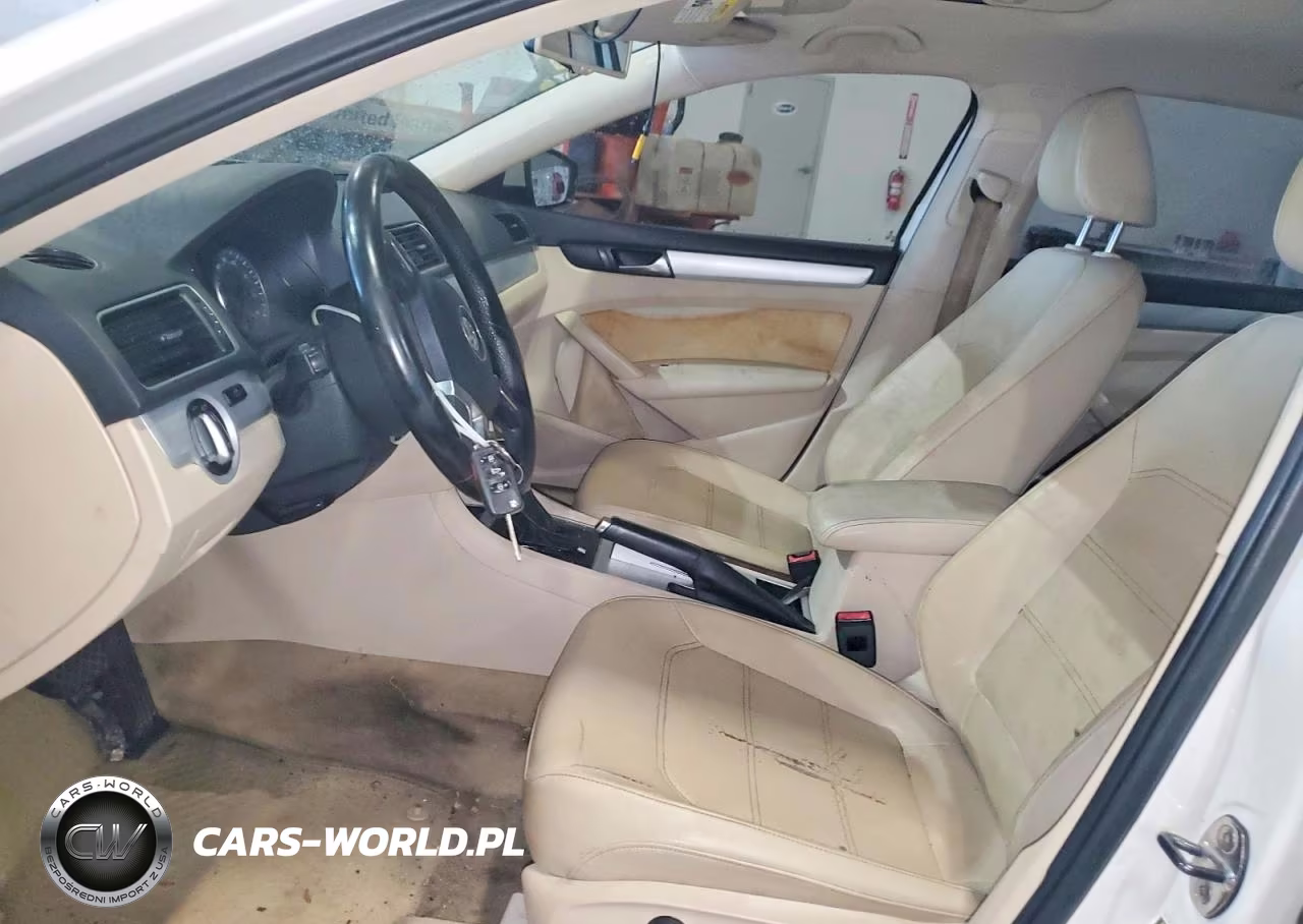2012 Volkswagen Passat Se VIN:1VWBH7A36CC110831 - 7