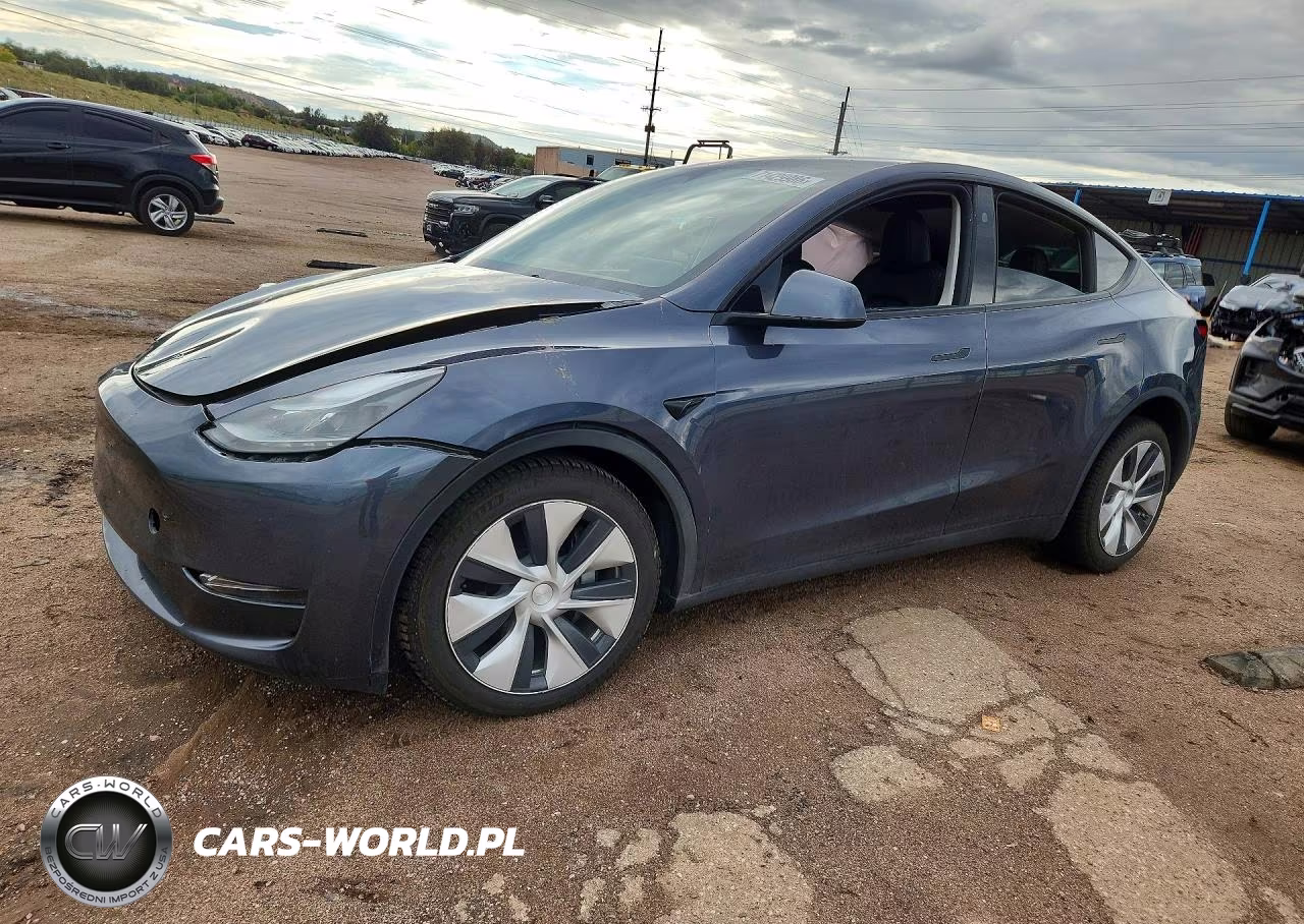 2023 Tesla Model Y – zdjęcie 1 z 12