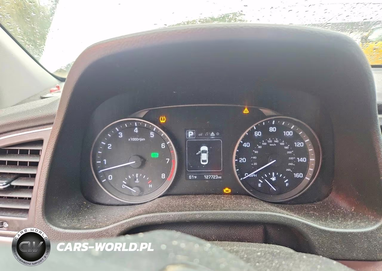 2018 Hyundai Elantra Sel VIN:5NPD84LFXJH220624 - 9
