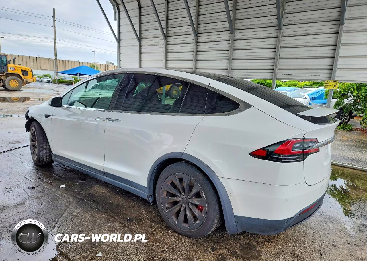 2021 Tesla Model X VIN:5YJXCBE45MF325375 - 2