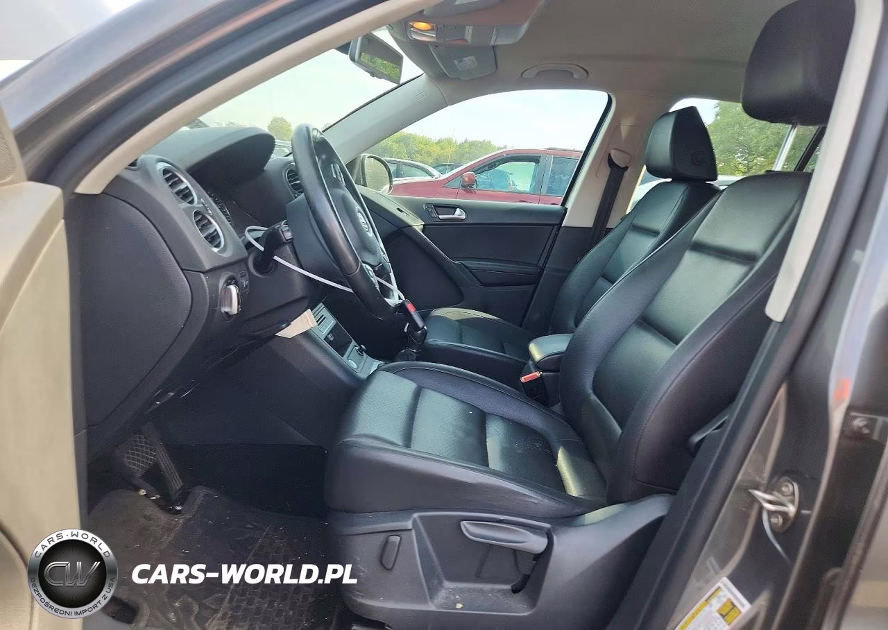 2016 Volkswagen Tiguan S VIN:WVGBV7AX5GW003333 - 7