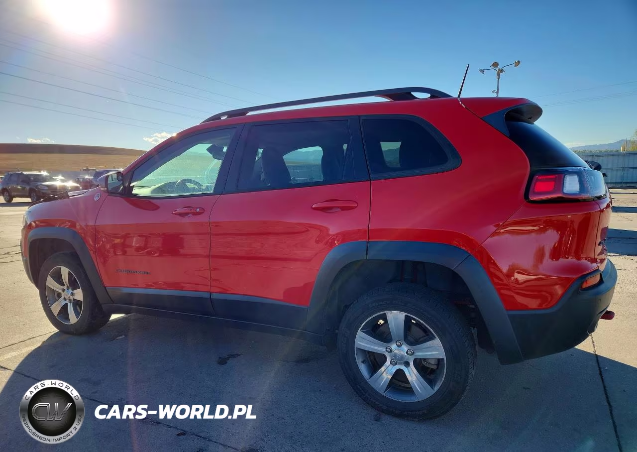 2019 Jeep Cherokee Trailhawk VIN:1C4PJMBX4KD372000 - 2