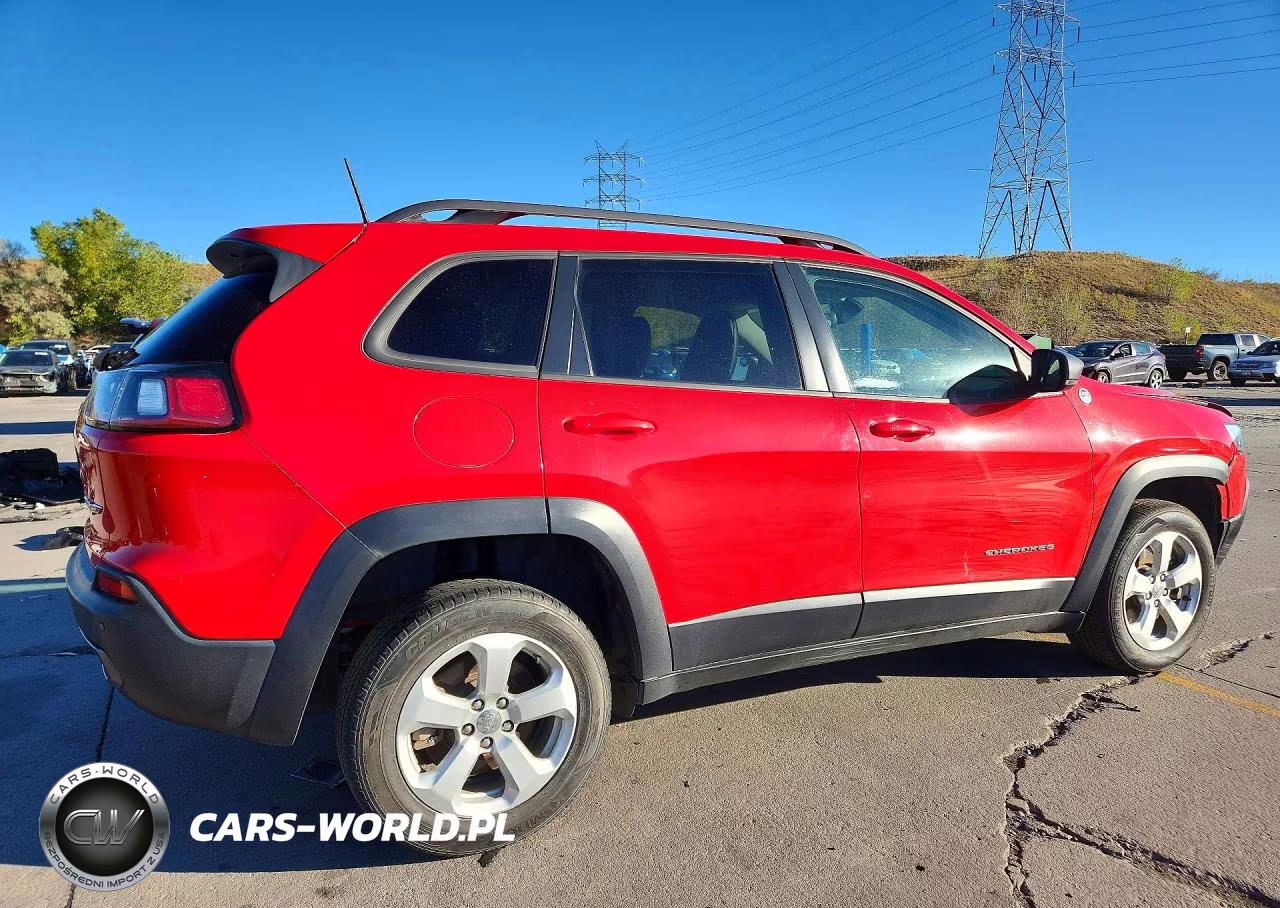 2019 Jeep Cherokee Trailhawk VIN:1C4PJMBX4KD372000 - 3