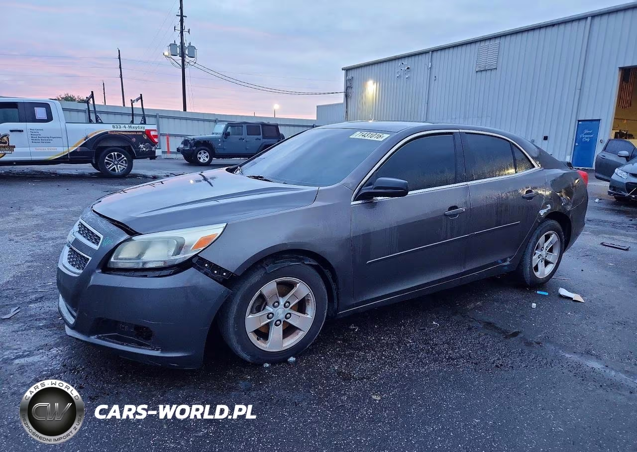 2013 Chevrolet Malibu Ls – zdjęcie 1 z 12