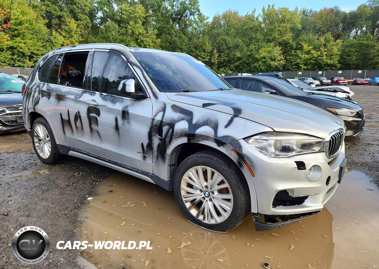 2016 BMW X5 xDrive35I VIN:5UXKR0C58G0P22881 - 4