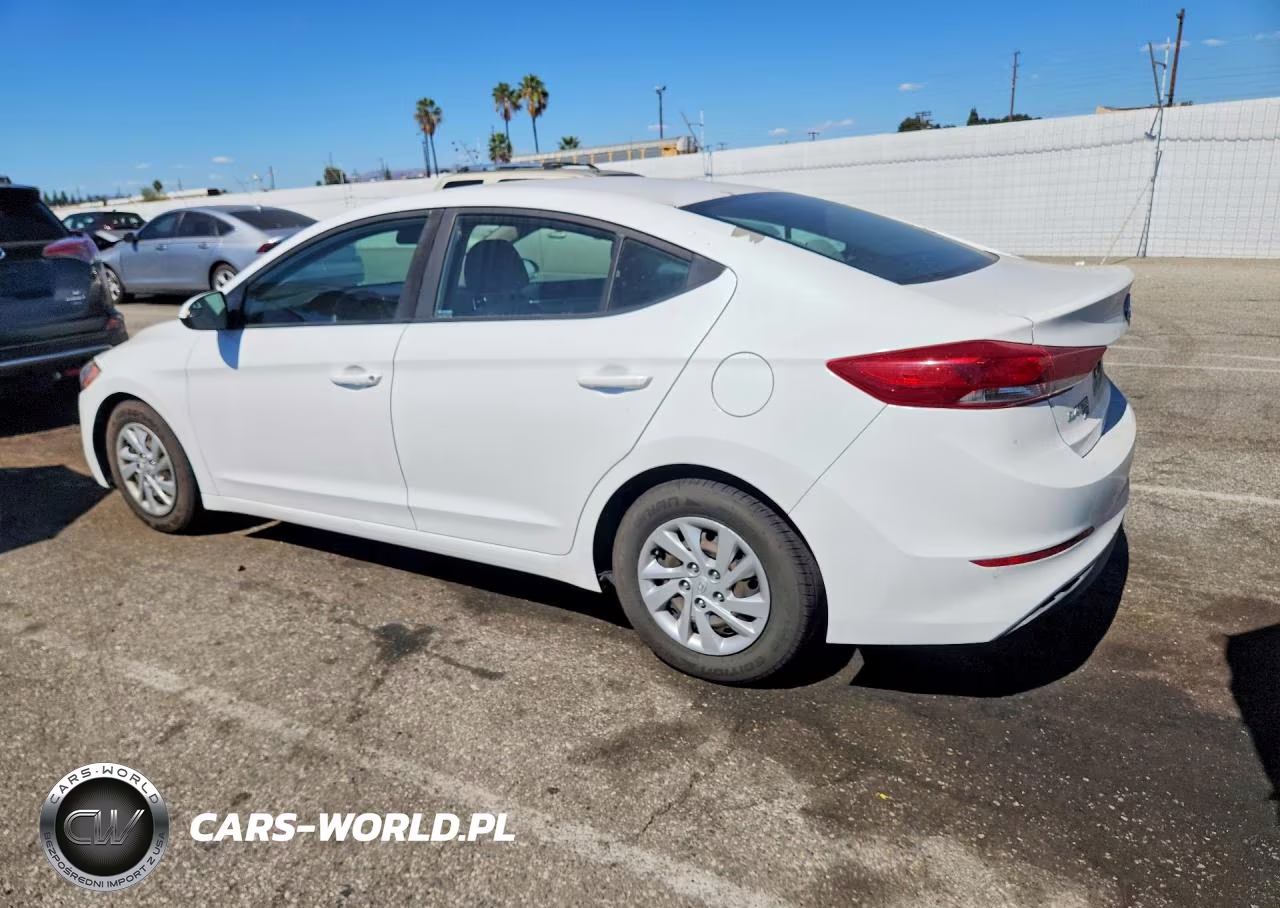 2018 Hyundai Elantra Se VIN:5NPD74LF8JH274023 - 2