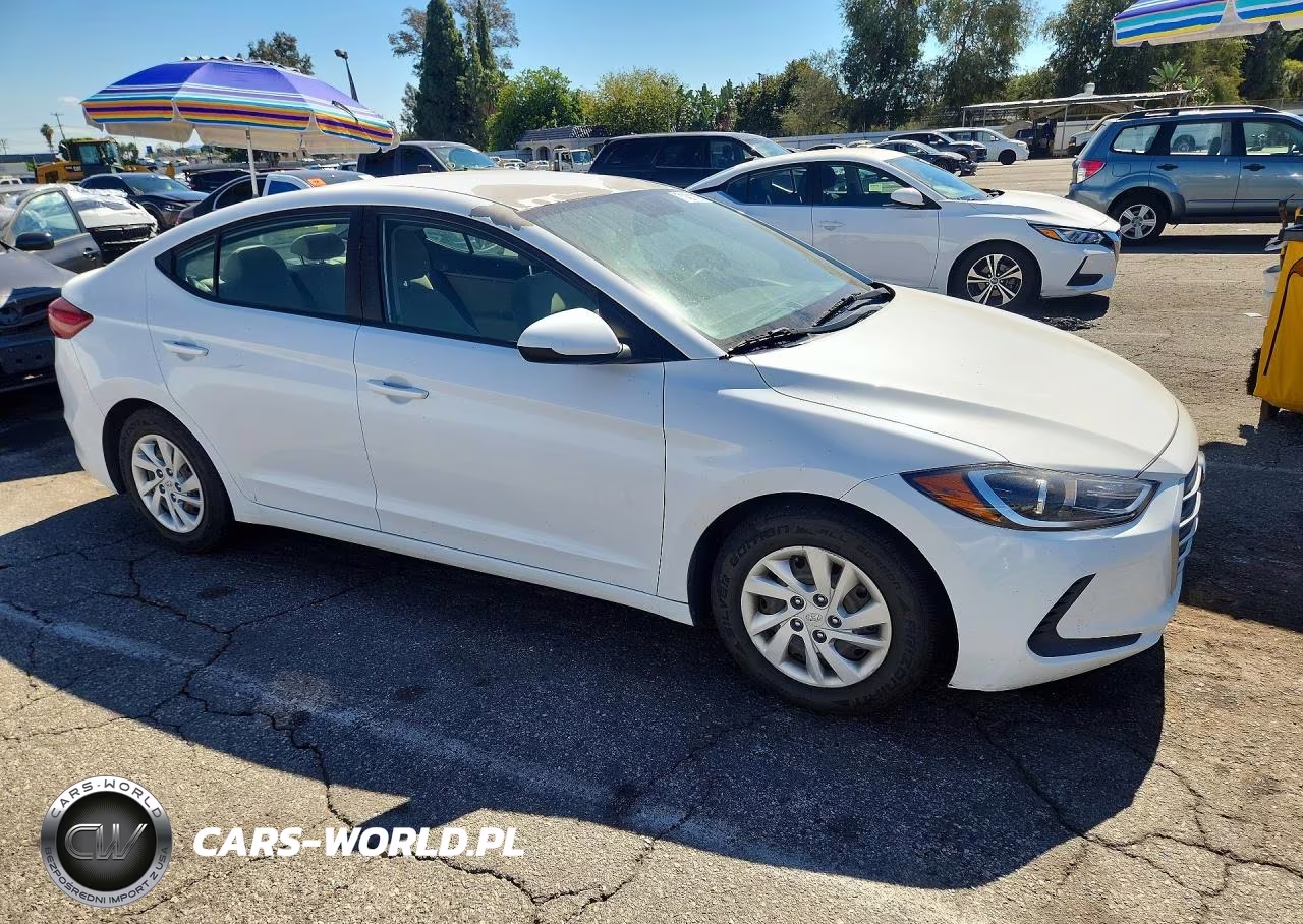 2018 Hyundai Elantra Se VIN:5NPD74LF8JH274023 - 4