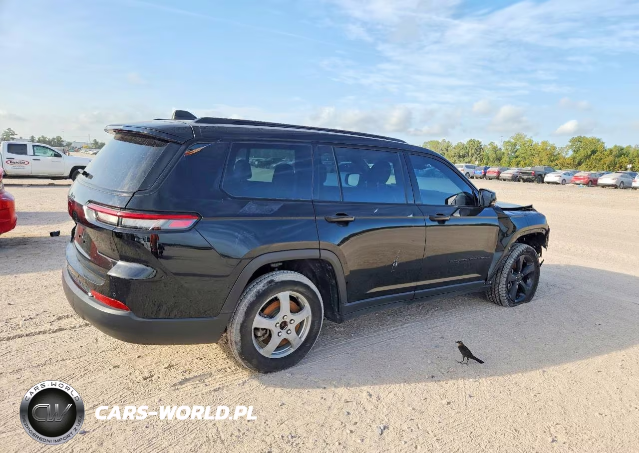 2023 Jeep Grand Cherokee L Laredo VIN:1C4RJKAG7P8728230 - 3