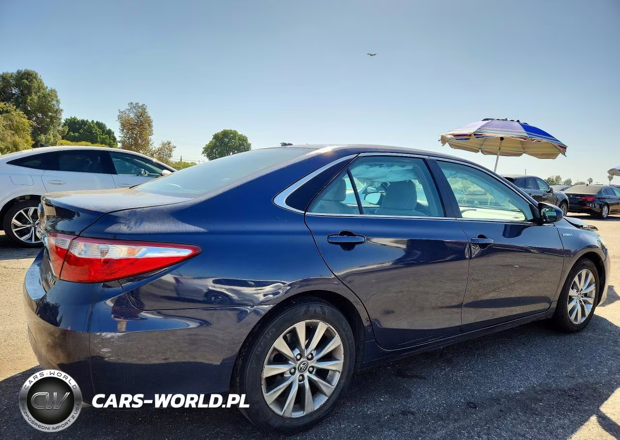 2017 Toyota Camry Hybrid Xle VIN:4T1BD1FK3HU212399 - 3