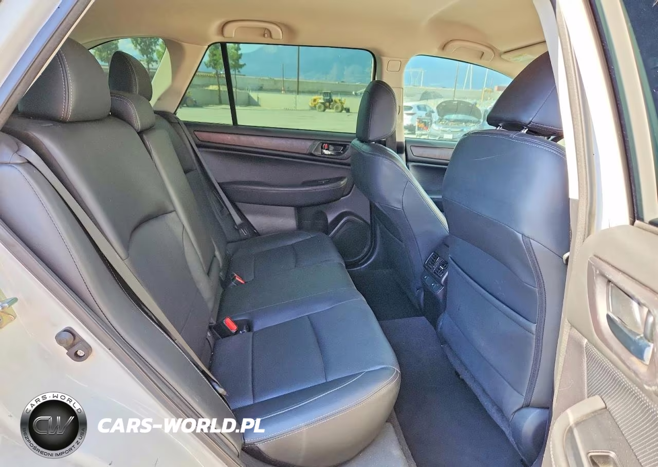 2016 Subaru Outback 3.6R Limited VIN:4S4BSEJC3G3352048 - 10