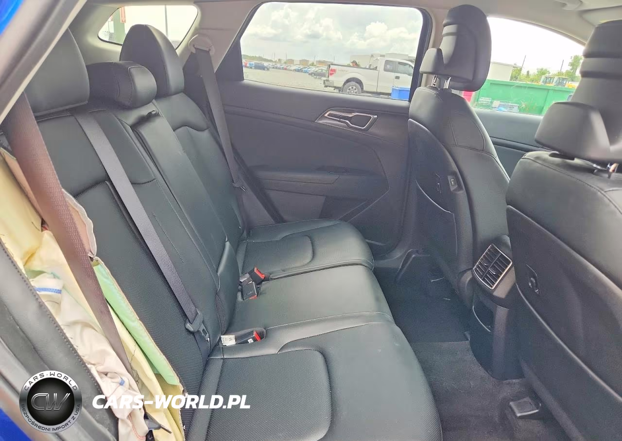 2025 Kia Sportage Ex VIN:5XYK33DF1SG258623 - 11