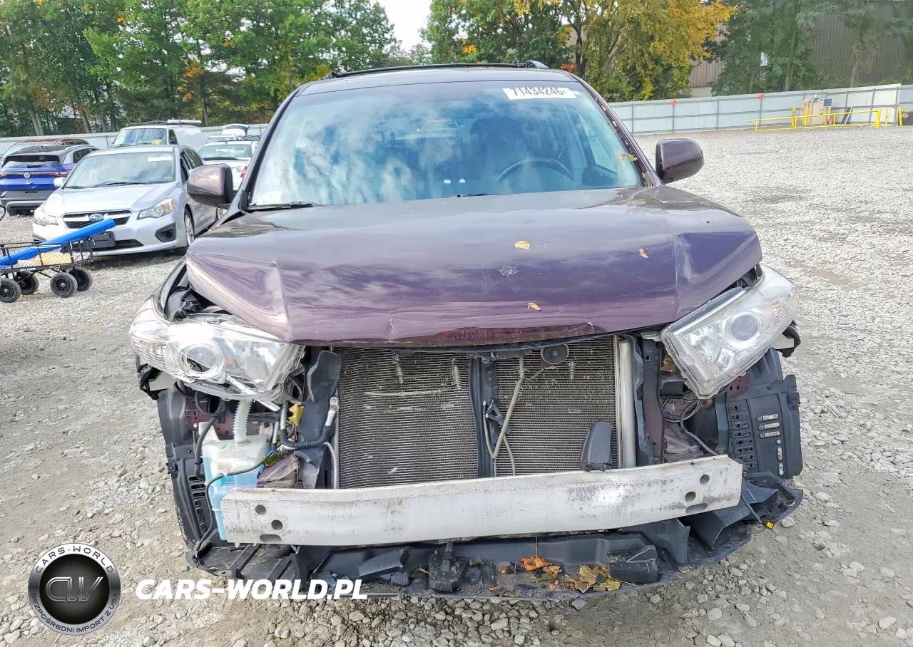 2013 Toyota Highlander Plus VIN:5TDBK3EH3DS268529 - 5