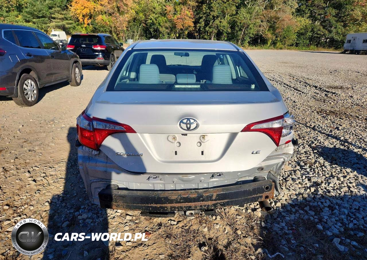 2015 Toyota Corolla Le VIN:2T1BURHE5FC399245 - 6