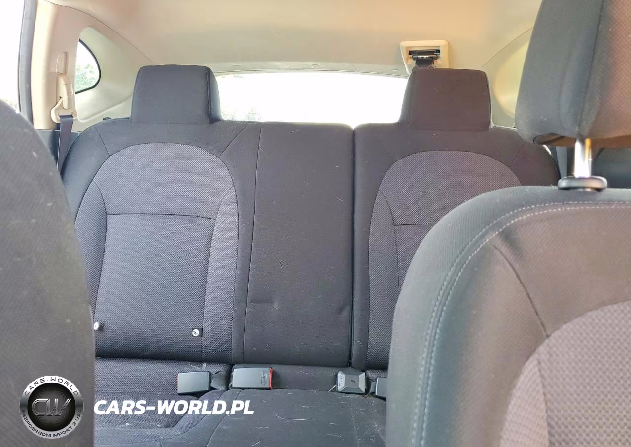 2013 Nissan Rogue S VIN:JN8AS5MV2DW613018 - 10