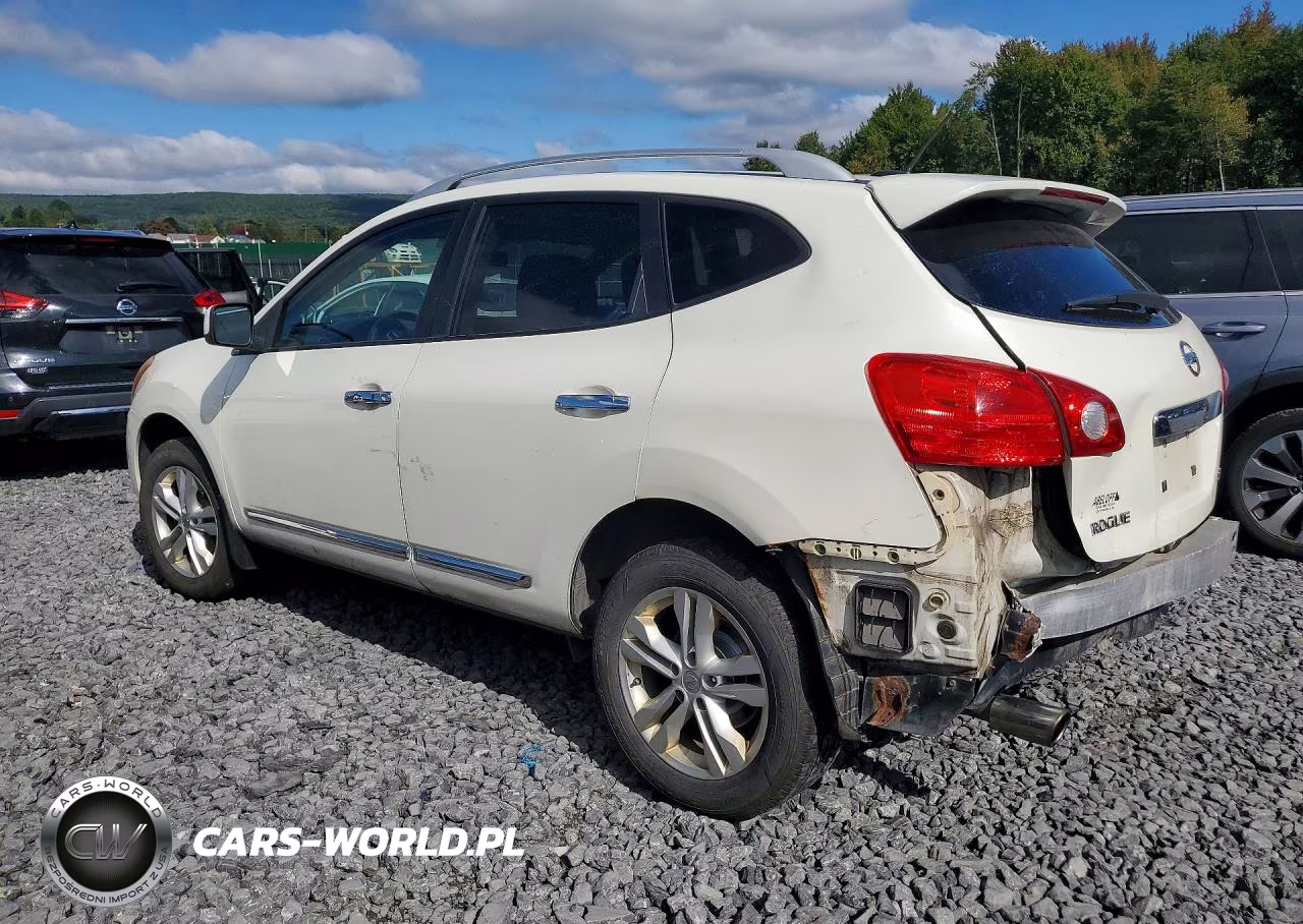 2013 Nissan Rogue S VIN:JN8AS5MV2DW613018 - 2