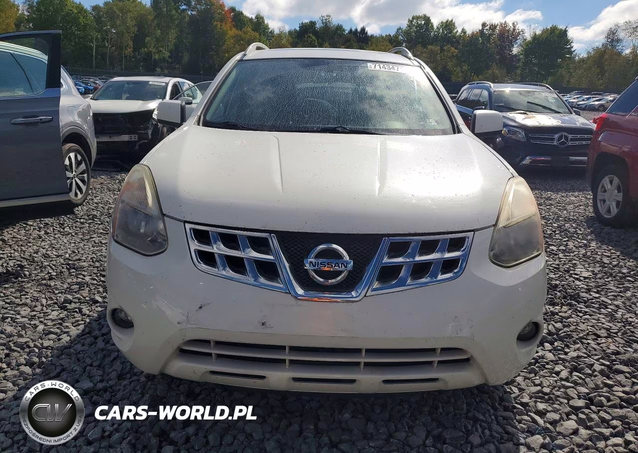 2013 Nissan Rogue S VIN:JN8AS5MV2DW613018 - 5
