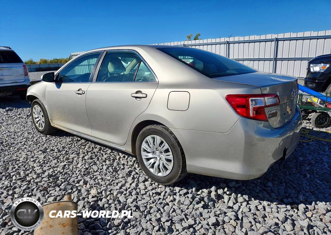2014 Toyota Camry Le VIN:4T4BF1FK8ER421925 - 2