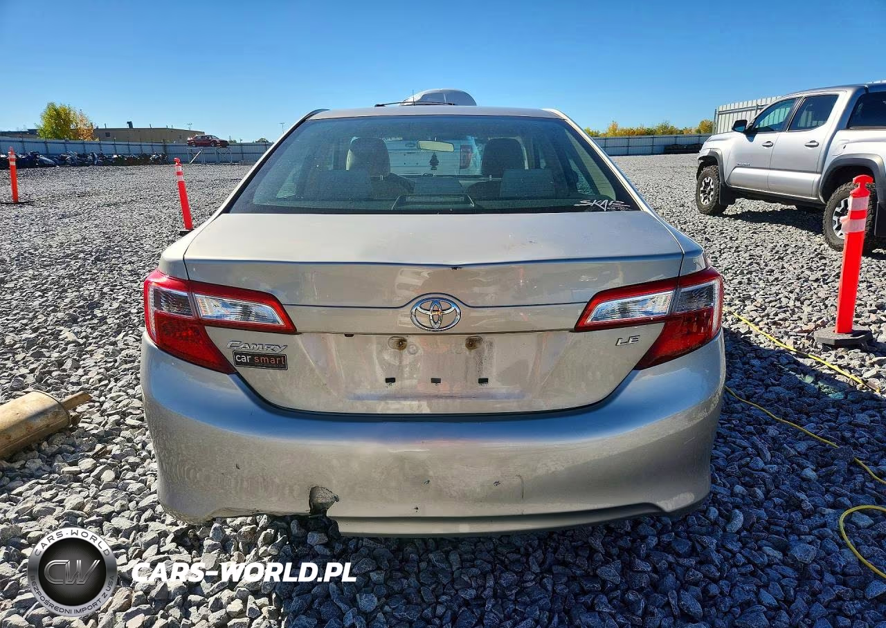 2014 Toyota Camry Le VIN:4T4BF1FK8ER421925 - 6