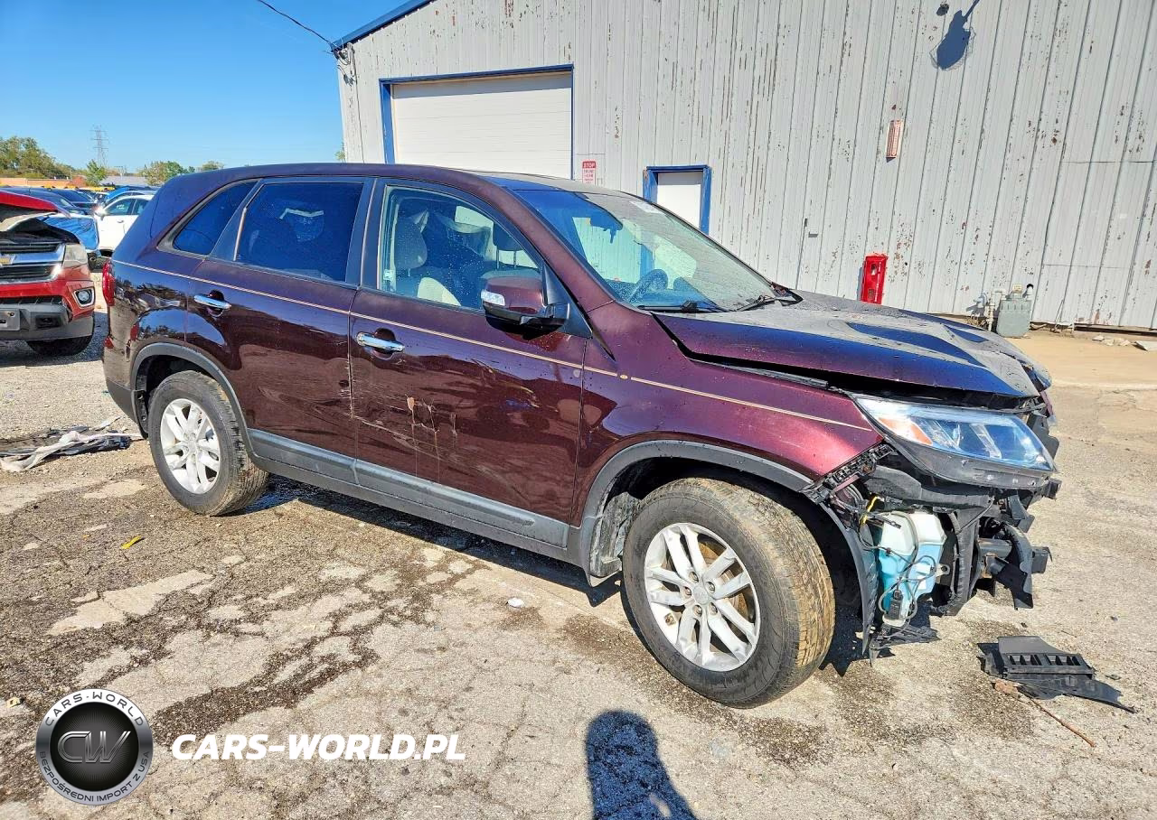 2014 Kia Sorento Lx VIN:5XYKT3A6XEG472521 - 4