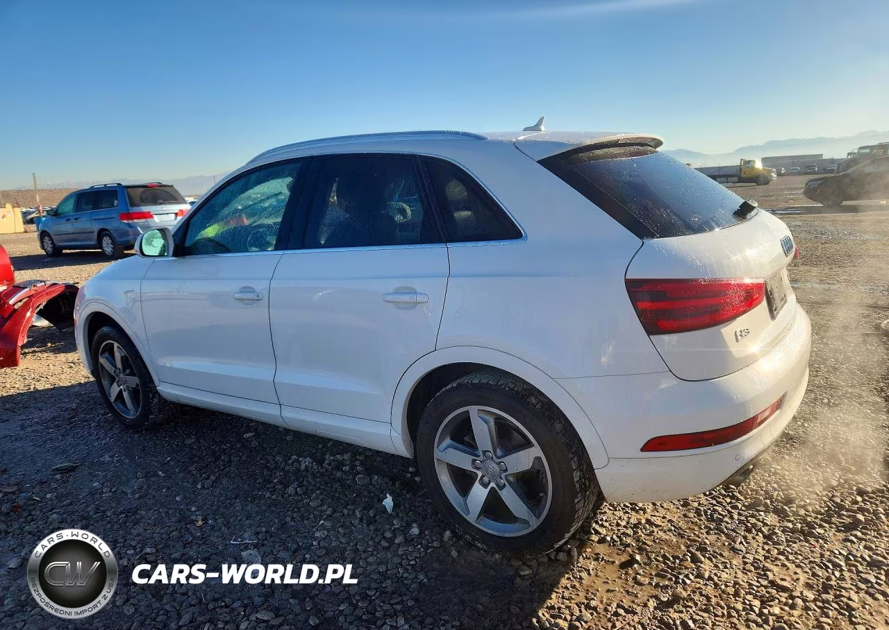 2015 Audi Q3 Prestige VIN:WA1GFCFS3FR013623 - 2