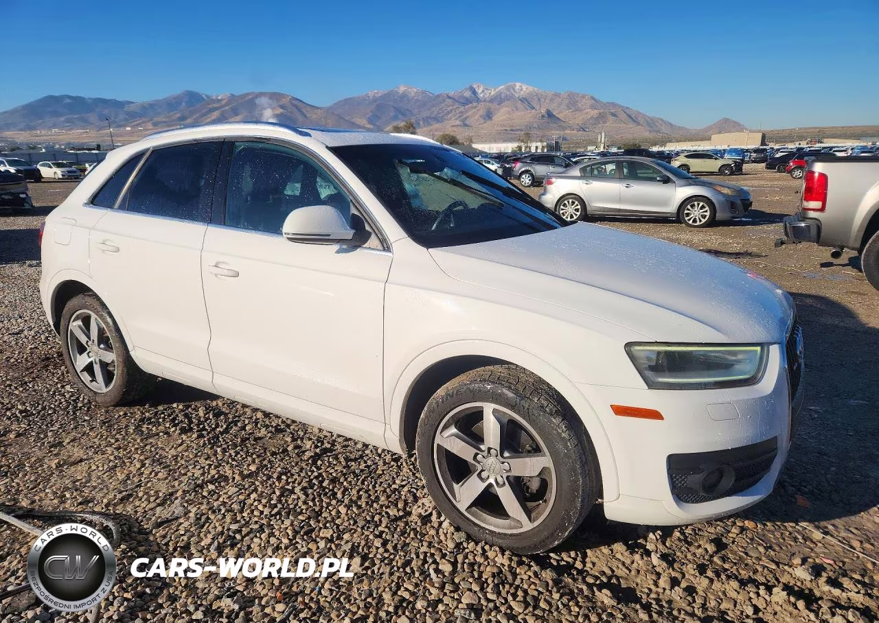 2015 Audi Q3 Prestige VIN:WA1GFCFS3FR013623 - 4