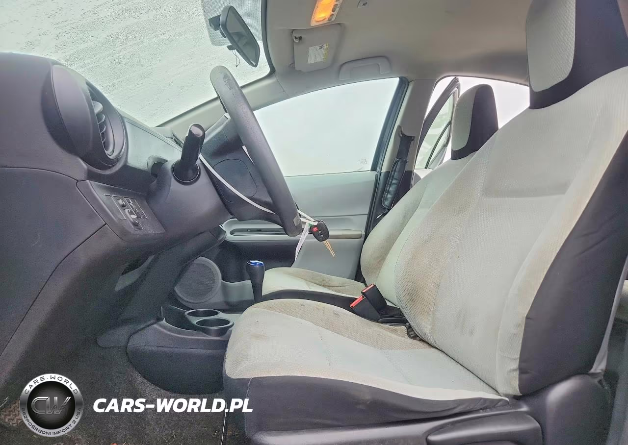 2012 Toyota Prius C One VIN:JTDKDTB30C1504598 - 7