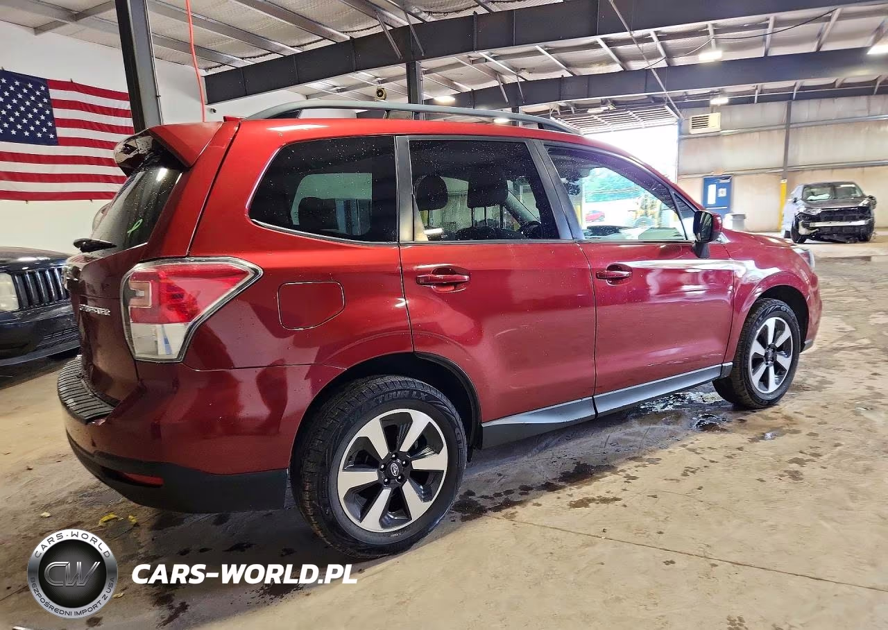 2018 Subaru Forester 2.5I Premium VIN:JF2SJAGC1JH440275 - 3