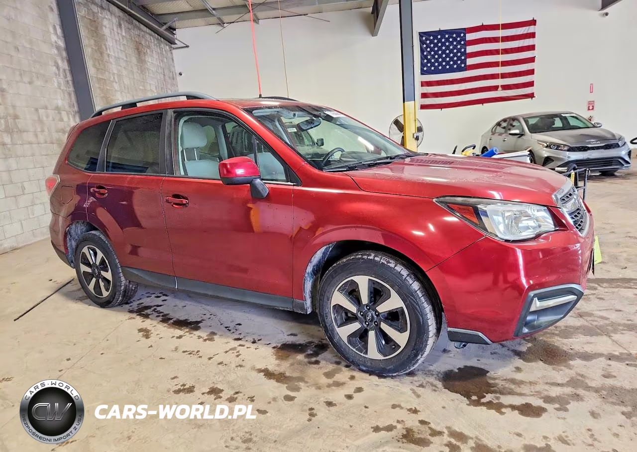 2018 Subaru Forester 2.5I Premium VIN:JF2SJAGC1JH440275 - 4