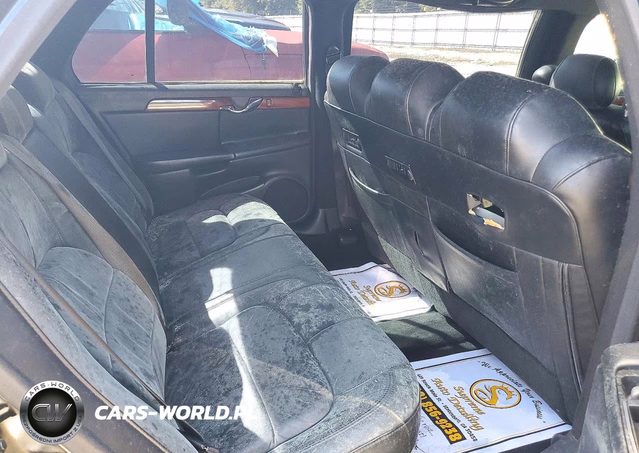 2004 Cadillac Professional Chassis VIN:1GEEH90Y24U550234 - 10