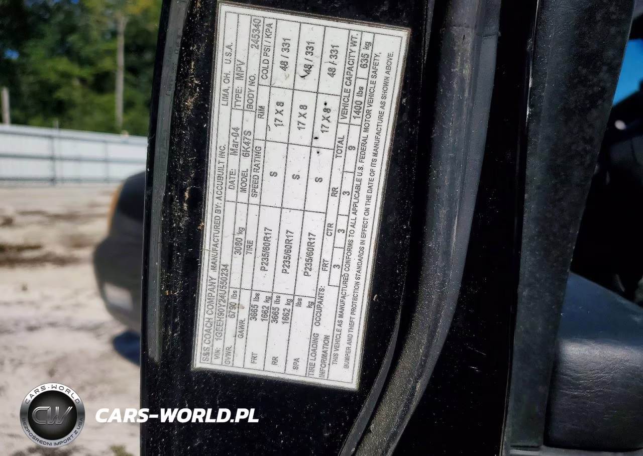 2004 Cadillac Professional Chassis VIN:1GEEH90Y24U550234 - 13