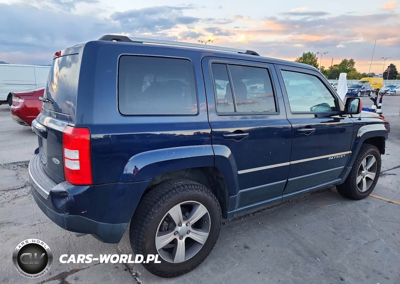 2016 Jeep Patriot Latitude VIN:1C4NJRFB5GD619602 - 3