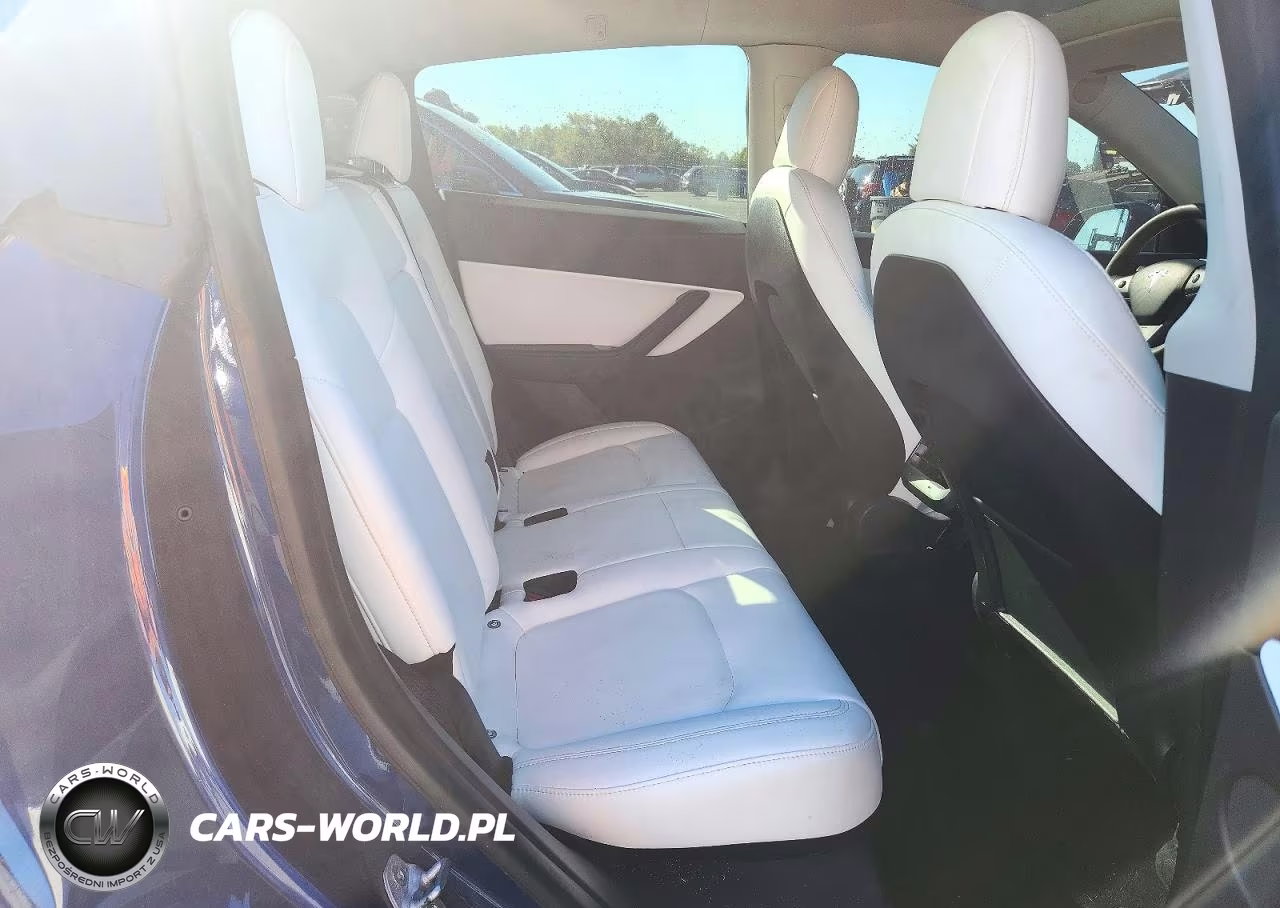 2021 Tesla Model Y VIN:5YJYGDEE5MF117798 - 10