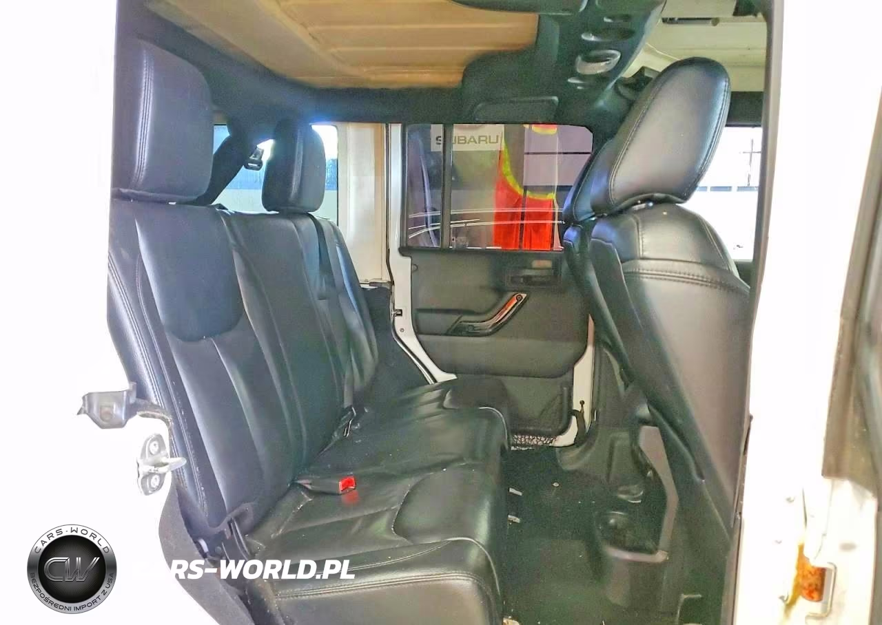 2015 Jeep Wrangler Unlimited Sahara VIN:1C4BJWEG4FL736963 - 10